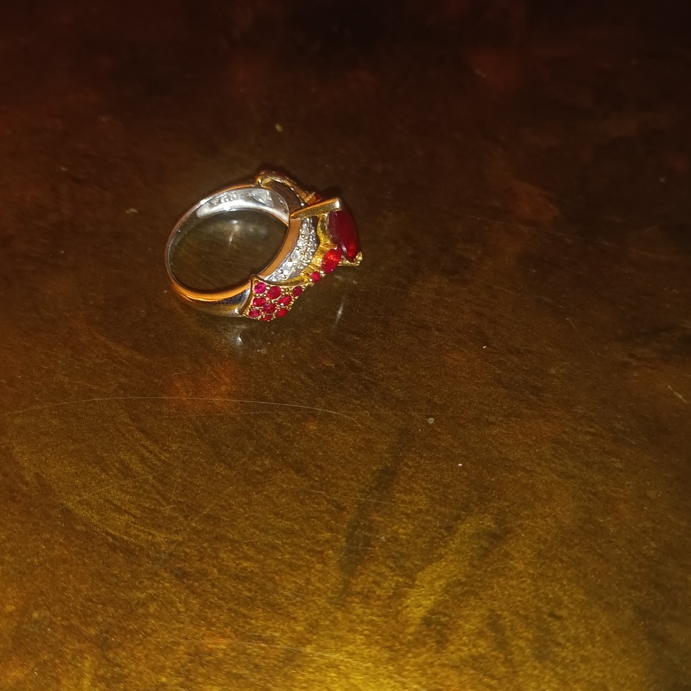 Elegant Red Gemstone 10k Silver Ring
